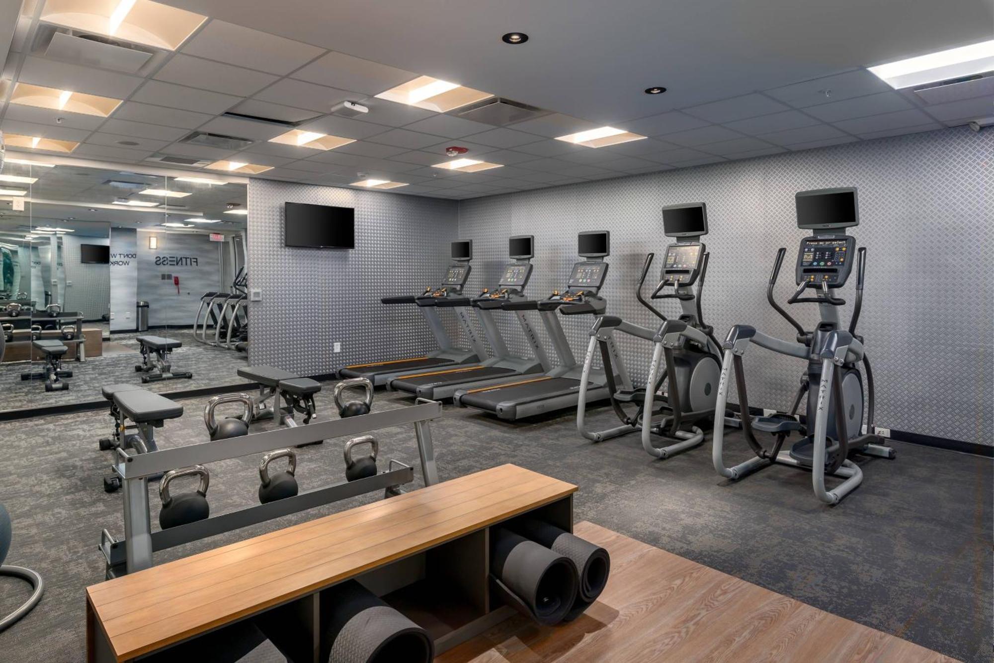 Fairfield Inn & Suites Morganton Historic Downtown Ngoại thất bức ảnh