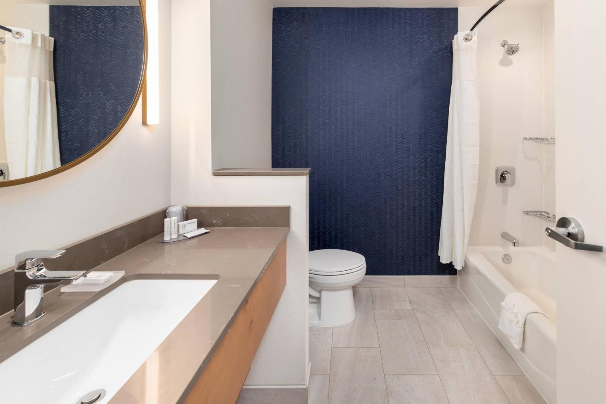 Fairfield Inn & Suites Morganton Historic Downtown Ngoại thất bức ảnh