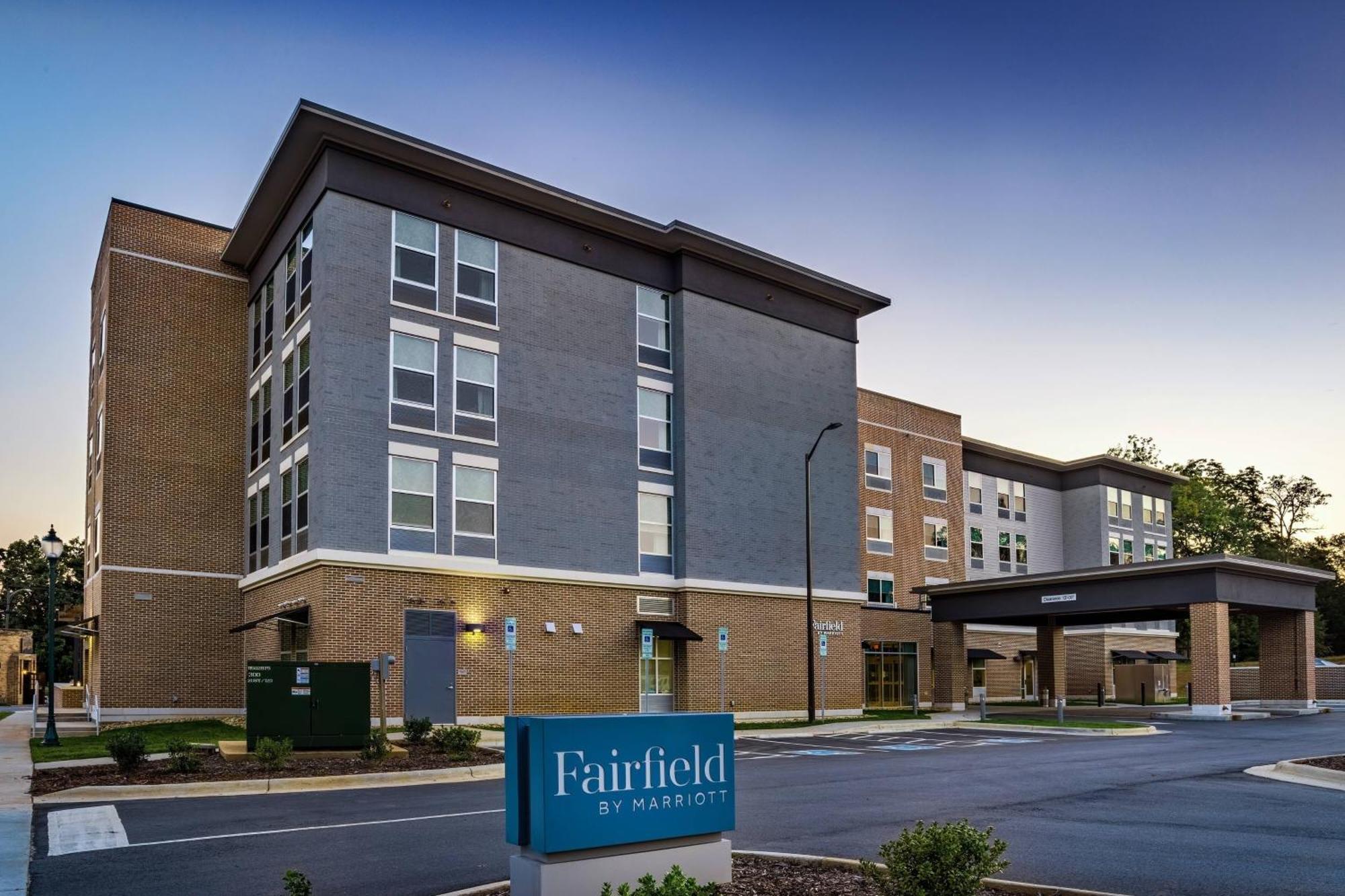 Fairfield Inn & Suites Morganton Historic Downtown Ngoại thất bức ảnh